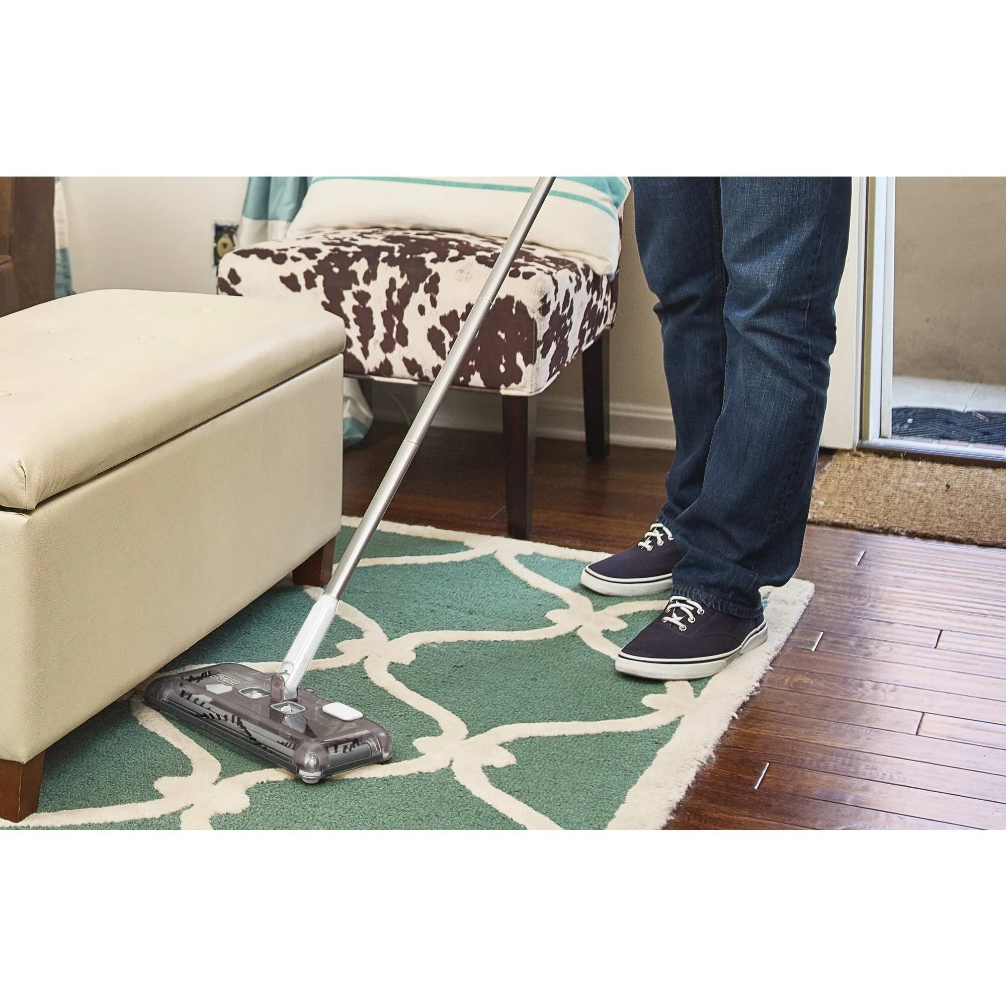 50 Minute Powered Floor  Sweeper, Powder White