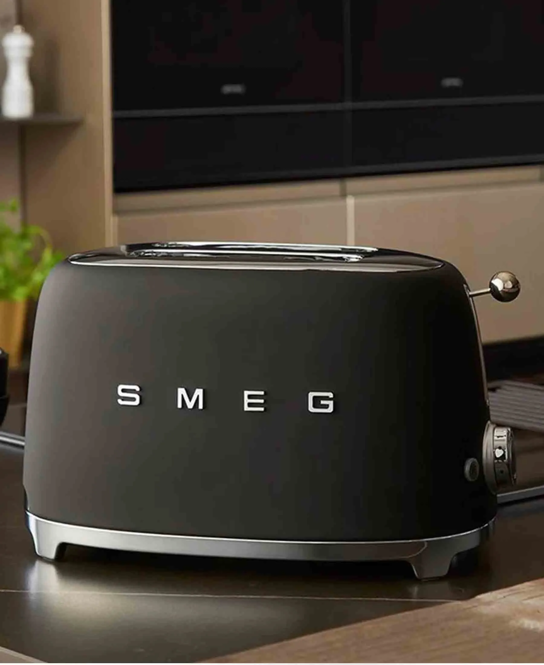 Smeg Retro 2 Slice Toaster - Matte Black