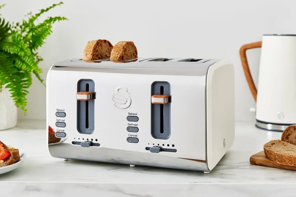 Swan 4 Slice Nordic Style Toaster